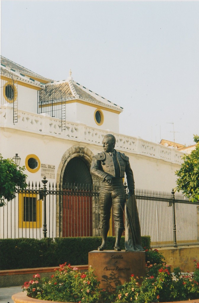 Torrero-Statue
