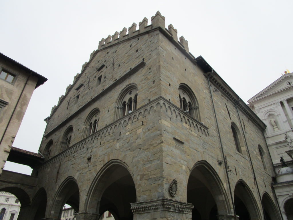 Citta Alta Piazza Duomo